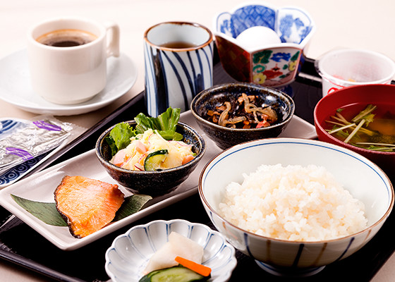 Japanese-style breakfast